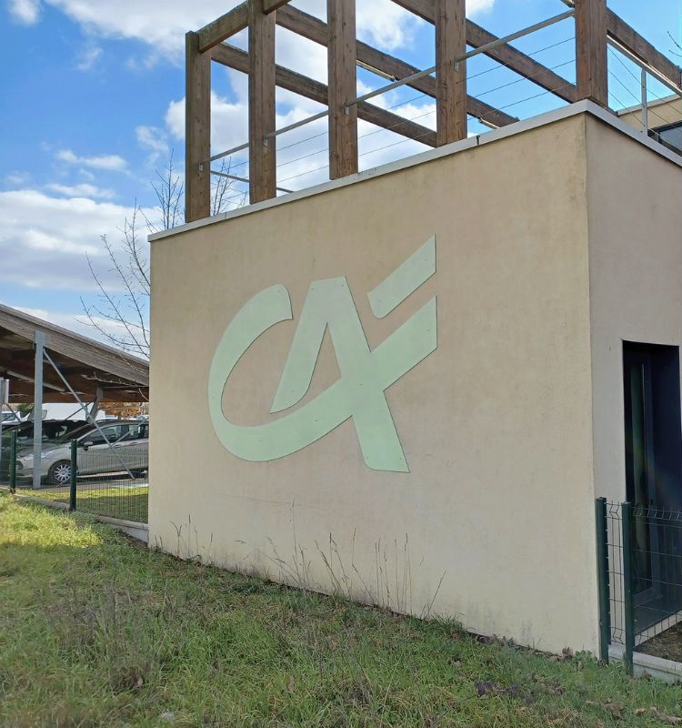 Crédit Agricole, Libourne, gündüz görünümü